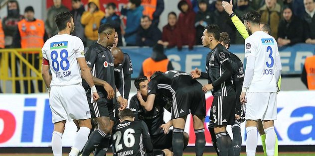 Beşiktaş'ta Dorukhan Toköz sakatlandı