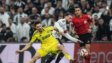 Orkun Kökçü'nün Kırmızı Kartı Sosyal Medyada Tepki Topladı