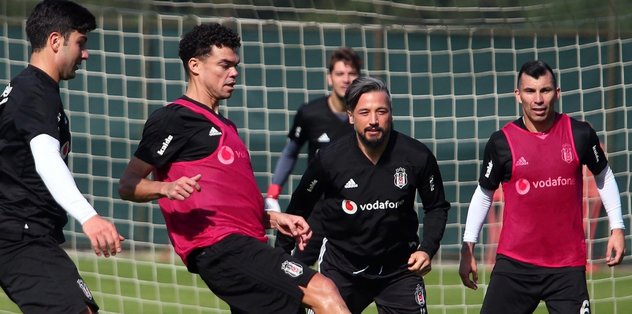 Beşiktaş'ta Medipol Başakşehir mesaisi başladı