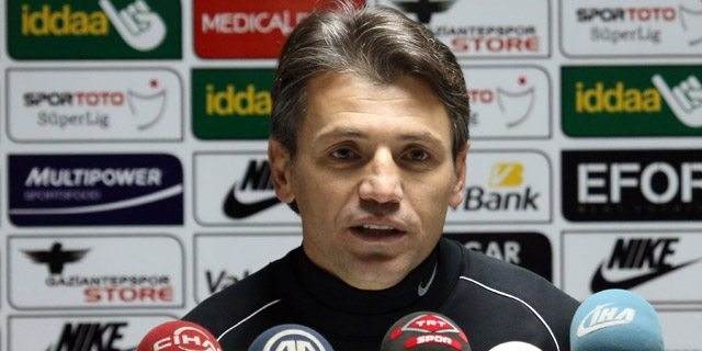 Tamer Tuna'dan stoper çıkarması