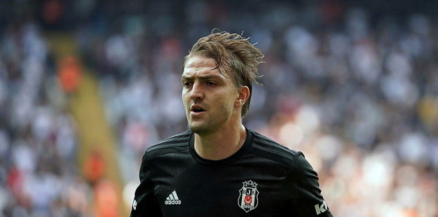 Caner Erkin'in corona virüsü testi pozitif mi? Resmen açıkladı!