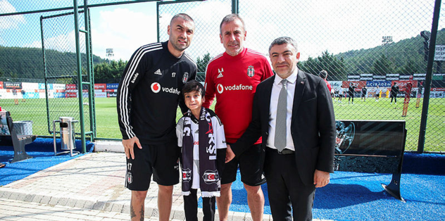 Çok özel ziyaretçi