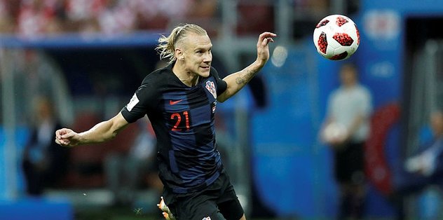 Domagoj Vida Premier Lig'e gidiyor!