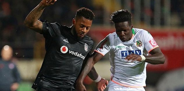 Feyenoord’un Lens ısrarı