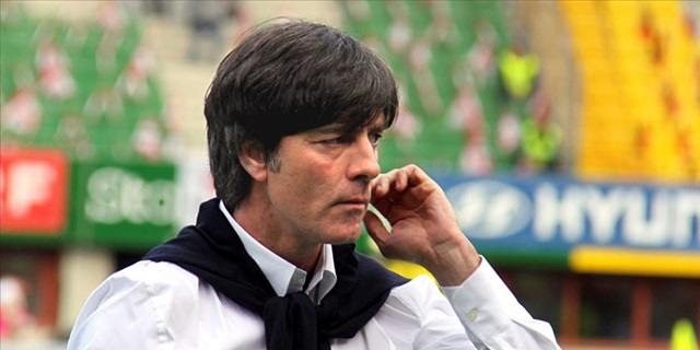 Löw Mario Gomez'i kadroya alabilir