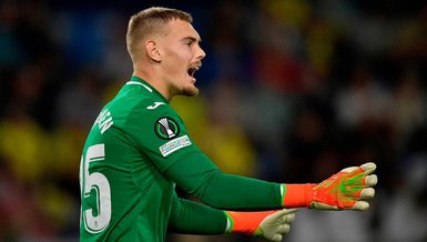 Beşiktaş, Chelsea'nin Kalecisini Takipte