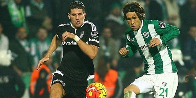 Gomez'i İsteyen Bize Gelsin