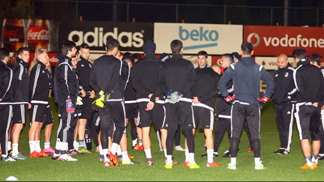 Jose Sosa antrenmanı tamamlayamadı