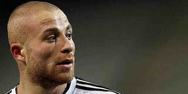 Gökhan Töre takipte