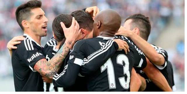 Gomez&Olcay'dan vazgeçmedi