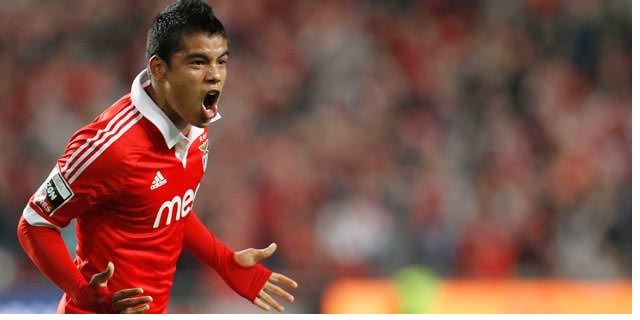 Sola eski gözde Melgarejo