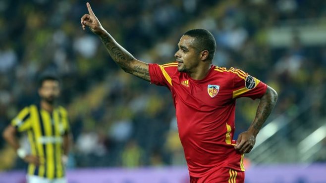 Beşiktaş'ta Welliton Sesleri Yükseliyor!