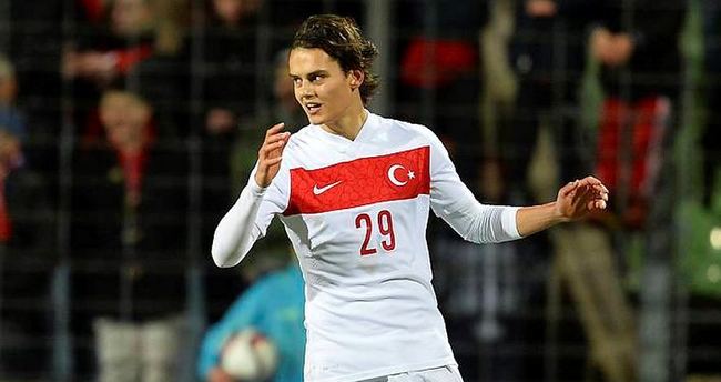 Enes Ünal'dan Beşiktaş Açıklaması