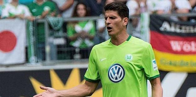 Gomez kabusu bitmek bilmiyor.