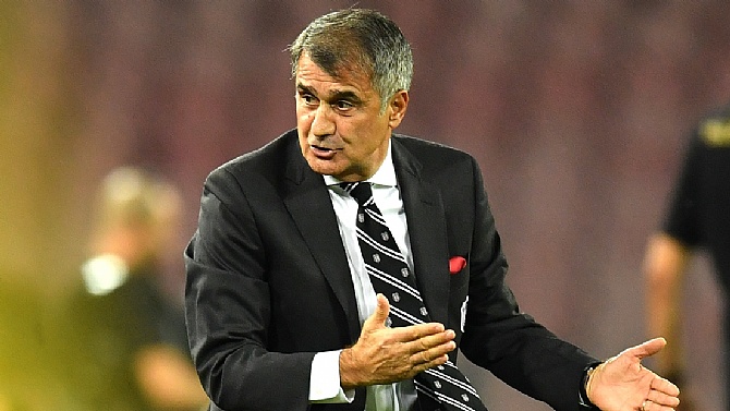 Şenol Güneş 11'ini netleştirdi!