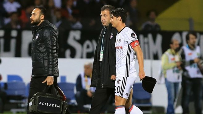 Necip Uysal'ın sakatlığında büyük şüphe!