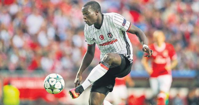 Şenol Güneş'ten Aboubakar'a Özel Ders