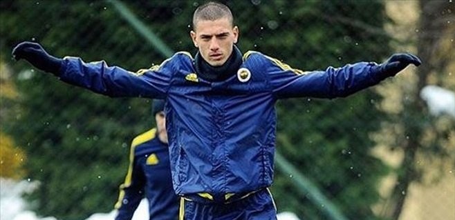 Güneş, Perşembe günü iki ismi izletecek