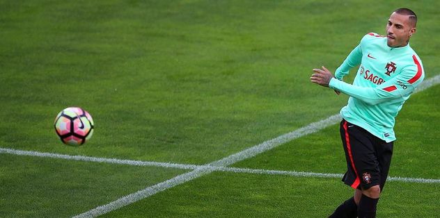 Quaresma rüzgarı Fransa ve Çin'i sardı