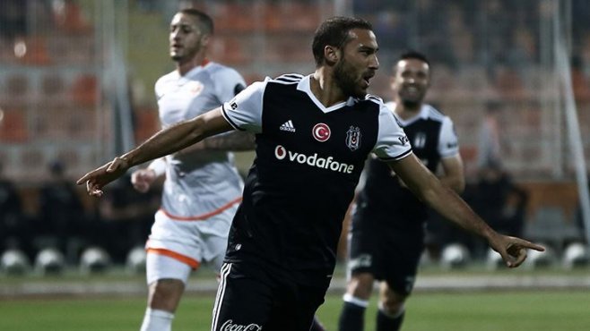 Cenk Tosun Şenol Güneş'i işaret Etti!