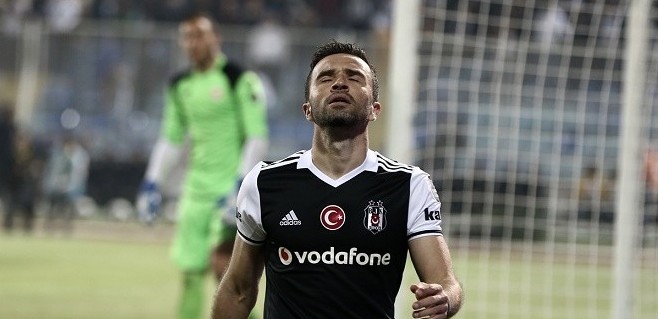 Aboubakar ve Gökhan'ın Tartışması Beşiktaş'a Yaradı!