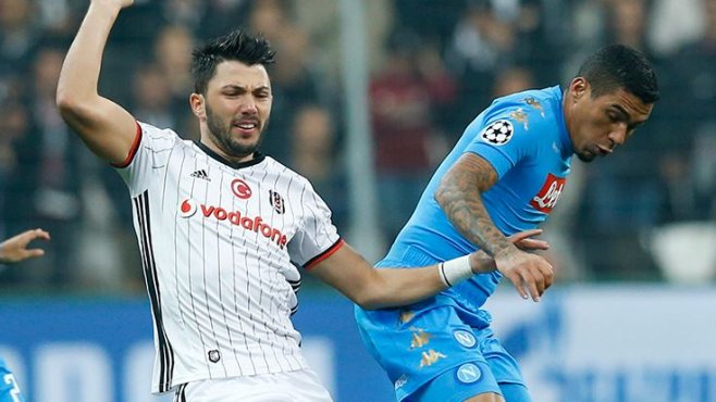 Şenol Güneş Türkiye'den dışarı çıktı