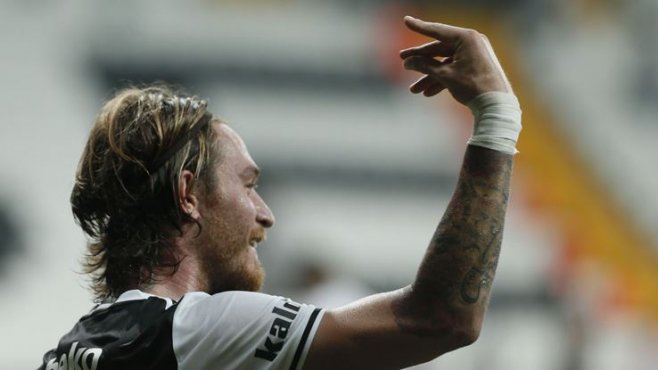 Beşiktaş'ın yıldızı Ömer Şişmanoğlu'na kanca!