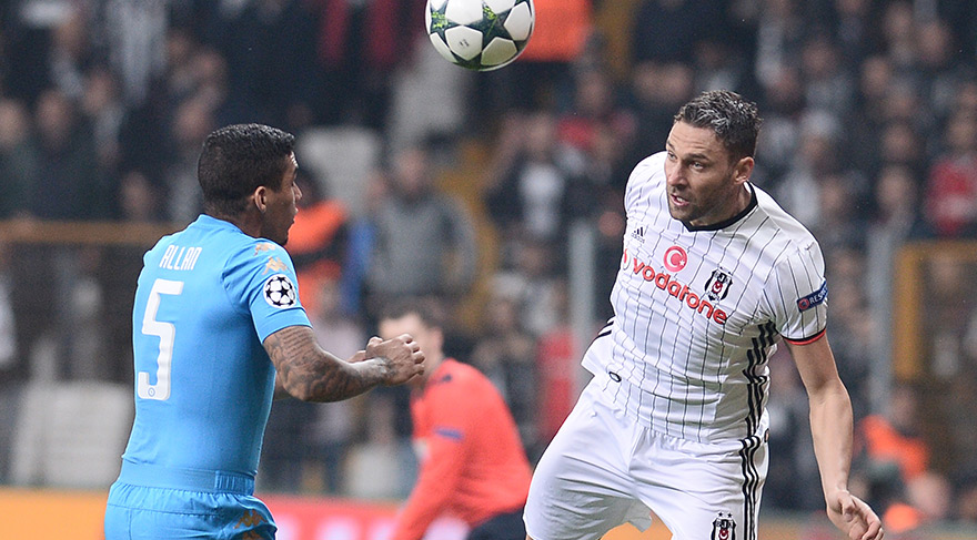 Gareth Bale Tosic’ten haber bekliyor!