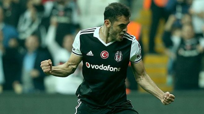 Uzun zaman sonra dönen Rhodolfo'dan açıklama!