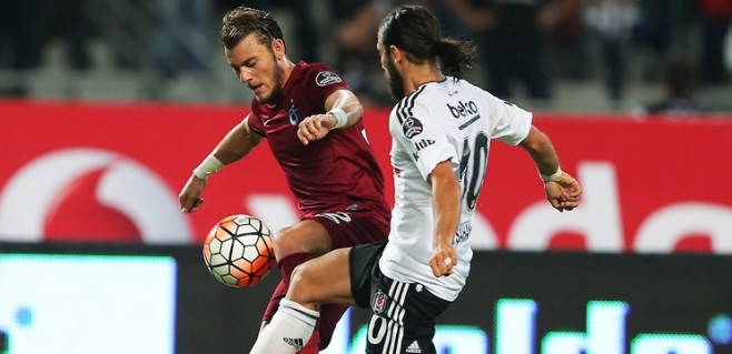 Tartışılan Pozisyonda Hakeme Sert Tepki!