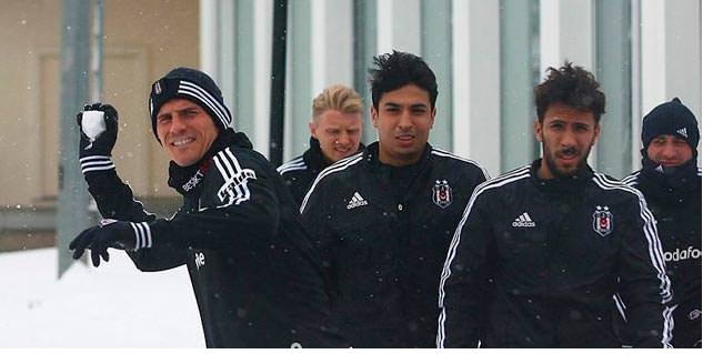 Mario Gomez'in kartopu keyfi