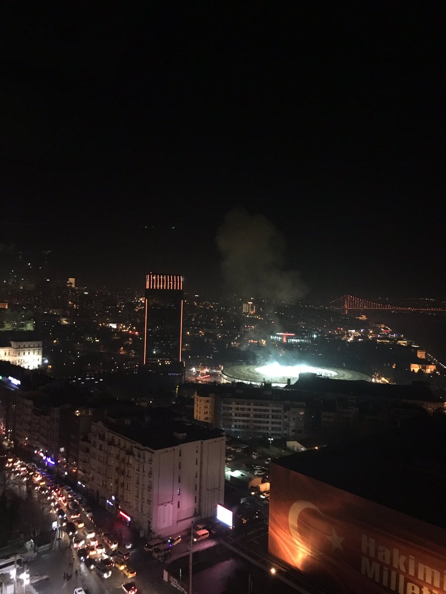 Vodafone Arena'daki patlamadan sonra şok görüntüler!