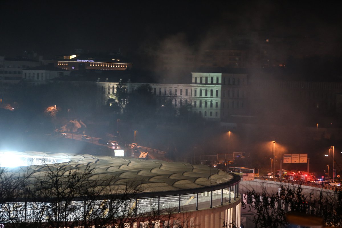 Vodafone Arena'daki patlamadan sonra şok görüntüler!