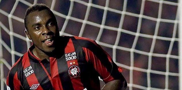 Kartal aradığı stoperi Brezilya'da buldu