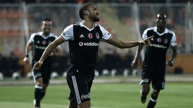 Cenk Tosun'dan Fenerbahçe Sözü!