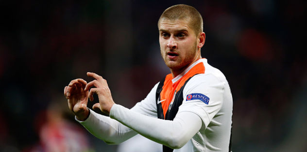 Beşiktaş'ın stoper adayları el yakıyor!