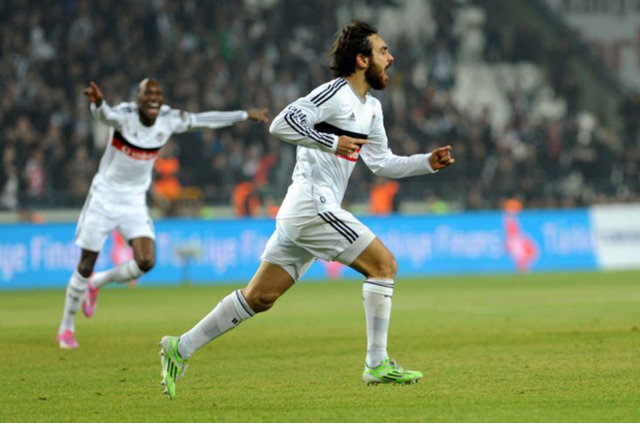 Veli Kavlak'tan Fenerbahçe açıklaması!