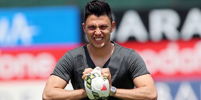 Tolgay Forma Bekliyor