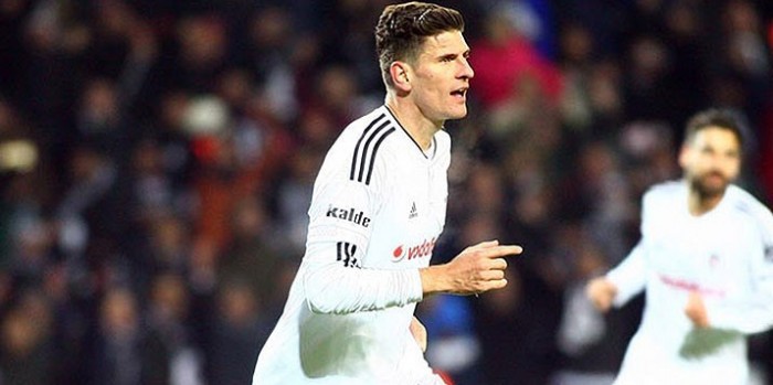 Gomez'in tek sorunu pas!