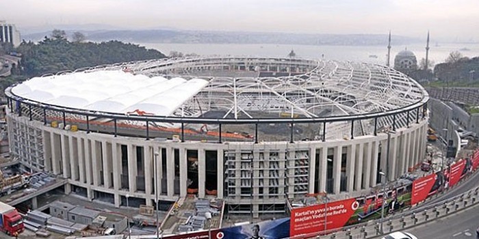 Vodafone Arena'ya Kupadan Duvar Örülecek
