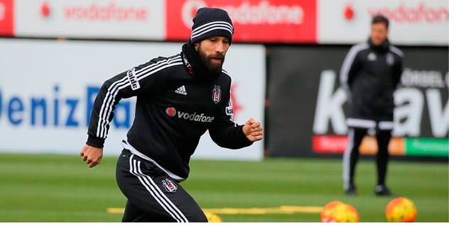 Siyah-beyazlılar durmak bilmiyor