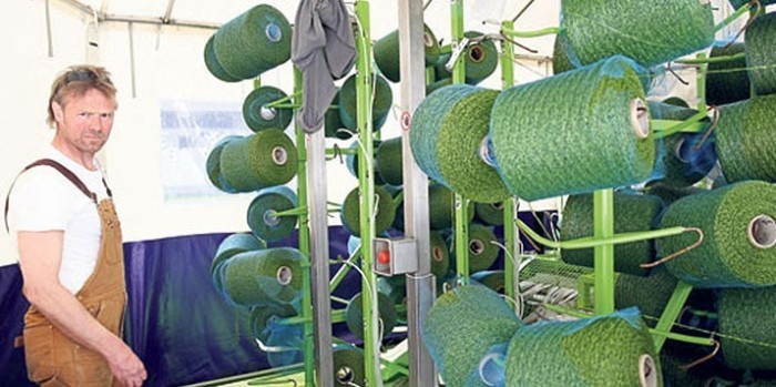 Herkes Hibrit Çimden Yana