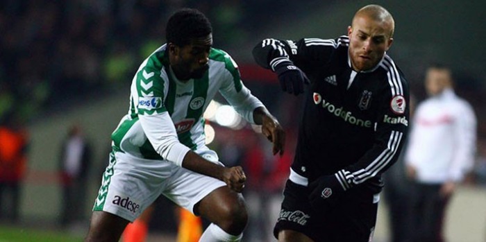 Gökhan Töre Saç Baş Yoldurdu