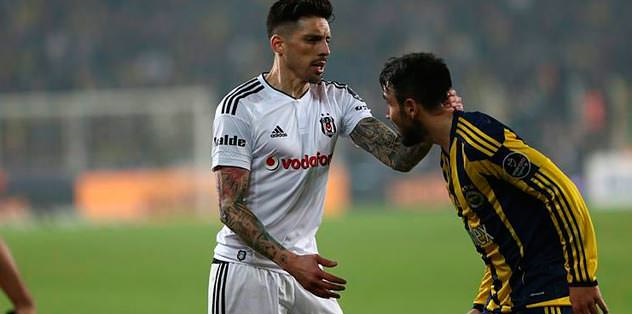 Jose Sosa'ya izin çıktı