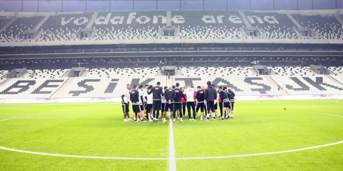 Beşiktaş Dışarıda Ne Yaptı ?