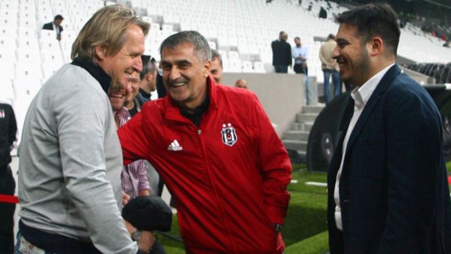 Shuster de Kervana Katıldı