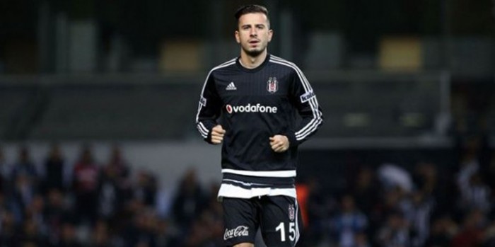 Aman Dikkat ! 6 Futbolcu Sınırda