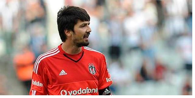 100'üne gözüne bulaştırdı.