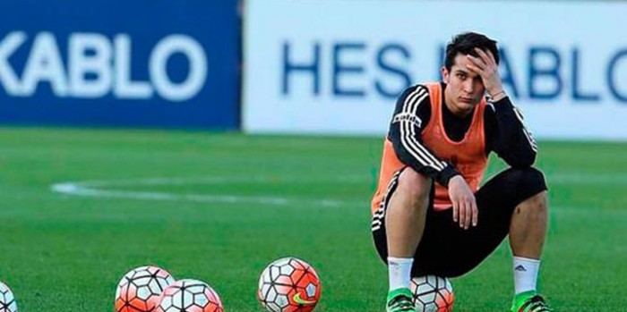 Necip Dümene Geçiyor