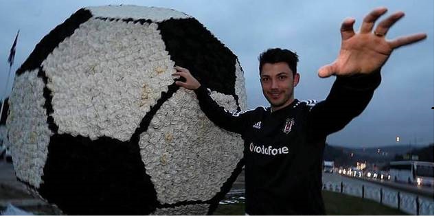 Olcay abiyle yaşadığımız.